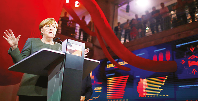 Merkel'in yeni kriz konusu Interpol