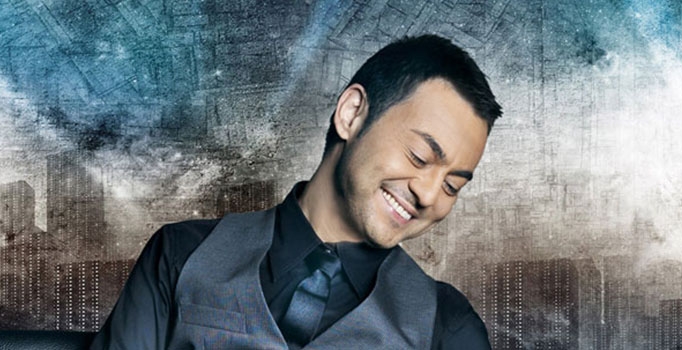 Serdar Ortaç’la eşi Chloe Loughnan’ın arasına mesafeler girdi