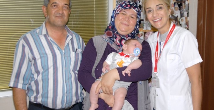 Sivaslı çift 27 yıl sonra çocuk sahibi oldu