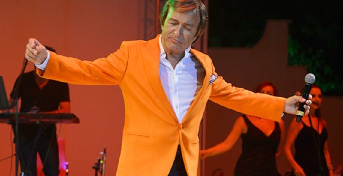 Erol Evgin Denizli halkını coşturdu