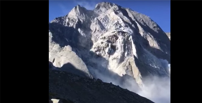 İsviçre'de toprak kayması: 8 kayıp | Son dakika haber