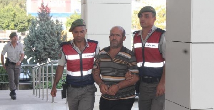 Arazi anlaşmazlığı kanlı bitti, komşusunu av tüfeğiyle öldürdü