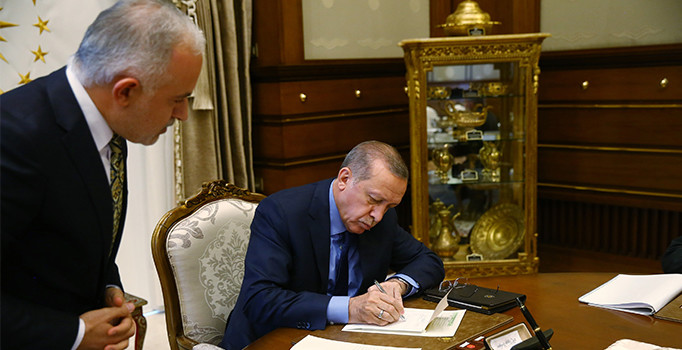Cumhurbaşkanı Erdoğan, kurban vekaletini Kızılay'a verdi