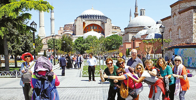 Temmuzda Alman ve İranlılar İstanbul’u doldurdu