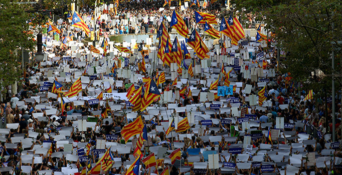 Barselona'da teröre karşı 'Korkmuyorum' gösterisi