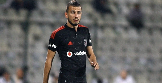 Oğuzhan Özyakup kariyerinin zirvesine ulaştı