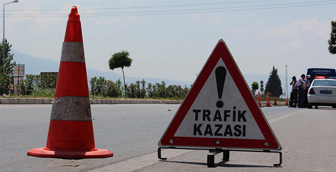 Siirt'te tarım aracı devrildi: 4 yaralı