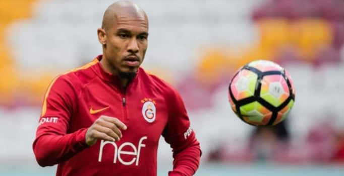 Galatasaray'a De Jong şoku!