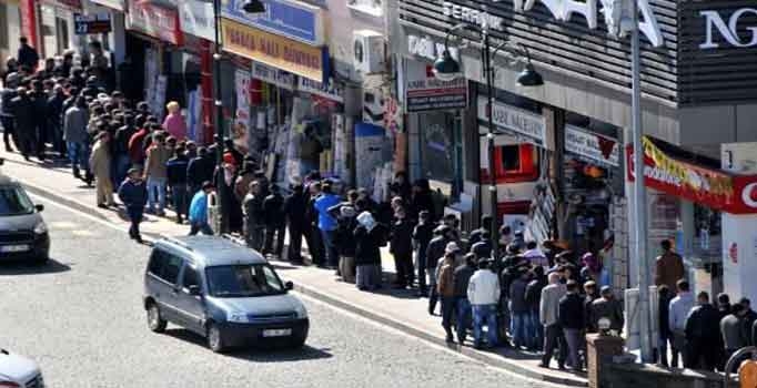 ÇAYKUR'un mevsimlik işçi alımına rekor başvuru