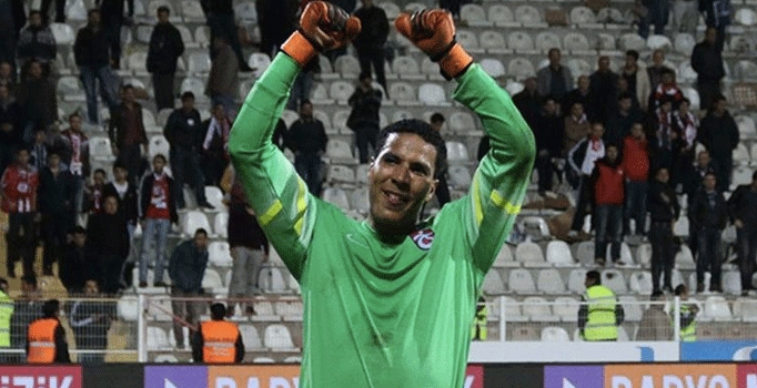 Esteban Alvarado Trabzonspor ile yollarını ayırıyor