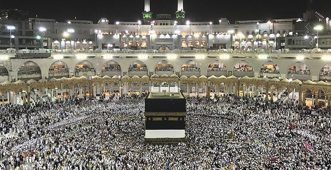 Hac izni olmayan yaklaşık yarım milyon kişi Mekke'ye giremedi