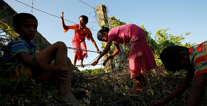 Myanmar'daki Müslümanlar Bangladeş'e geçiş yaptı | Son dakika haber