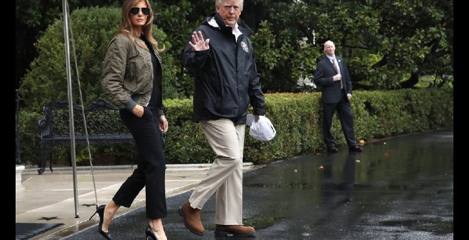 Melania Trump felaket bölgesine topuklu ayakkabıyla gitti