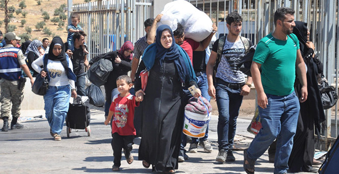 35 bin Suriyeli bayramlaşmak için ülkesine gitti