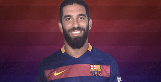 Arda Turan'ın topuğuyla atığı basket sosyal medyanın konusu oldu