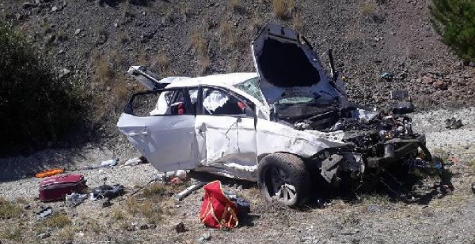 TEM'de kaza: 1 ölü 2 yaralı