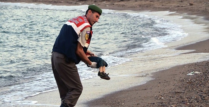 Aylan Kurdi davasında sanıklara 4 yıl 2 ay hapis cezası verildi