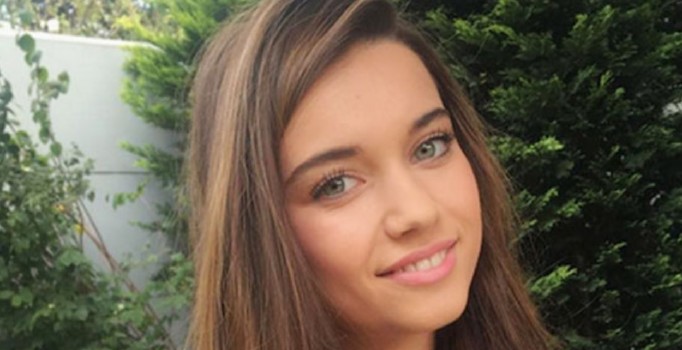 Afra Saraçoğlu mankenlik ajansıyla mahkemelik oldu