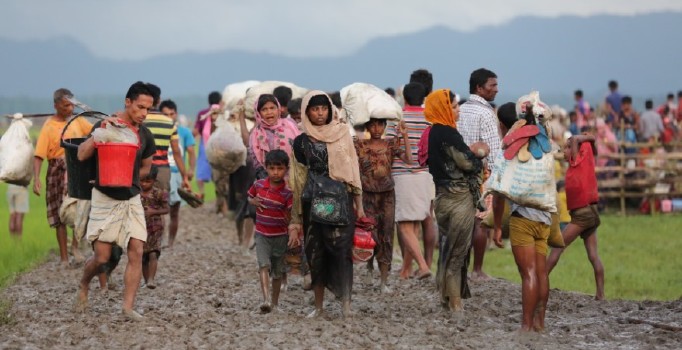 Myanmar hükümeti açıkladı: 2600'den fazla ev yakıldı