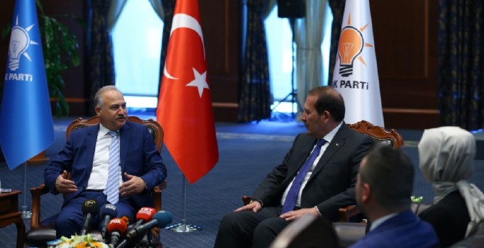 AK Parti'den CHP'ye bayram ziyareti