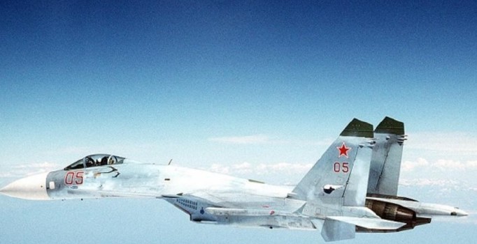 Rusya'da gösteri uçağı düştü: 2 ölü