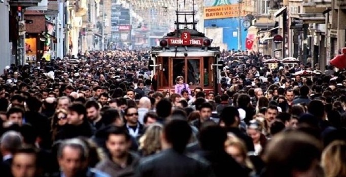 İstanbul'un nüfusuna 5 yılda 1 milyon kişi eklendi