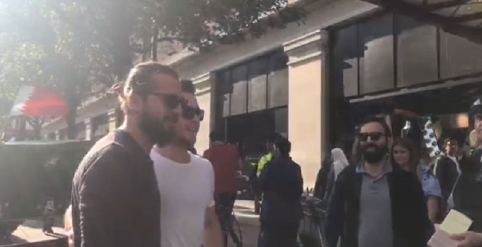 Engin Altan Düzyatan Londra'yı karıştırdı