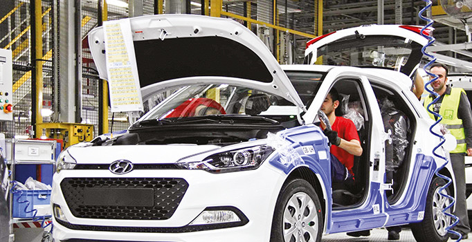 Otomotiv ihracatı tatil dinlemiyor