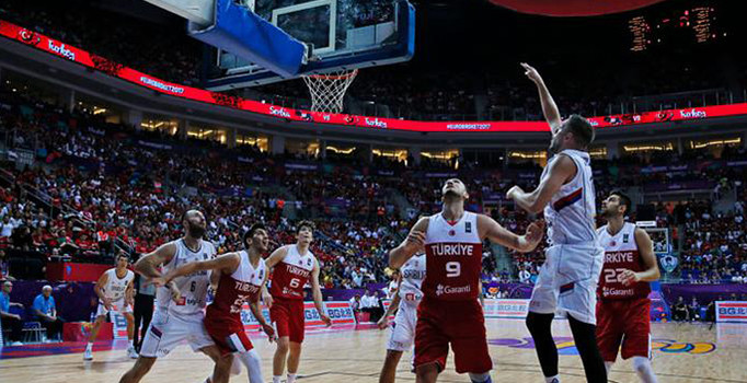 12 Dev Adam'ın çabası galibiyete yetmedi