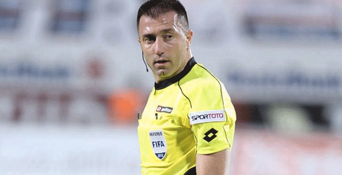 Beşiktaş Sivasspor maçının hakemi Hüseyin Göçek'e çok düşük puan