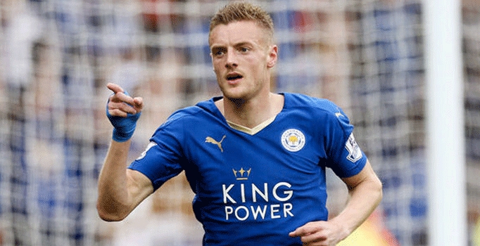 Jamie Vardy Premier Lig tarihine adını altın harflerle yazdı
