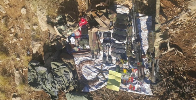 Şırnak'ta eylem hazırlığındaki 2 terörist ölü ele geçirildi