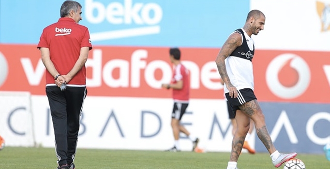 Şenol Güneş: Ricardo Quaresma satılık değil