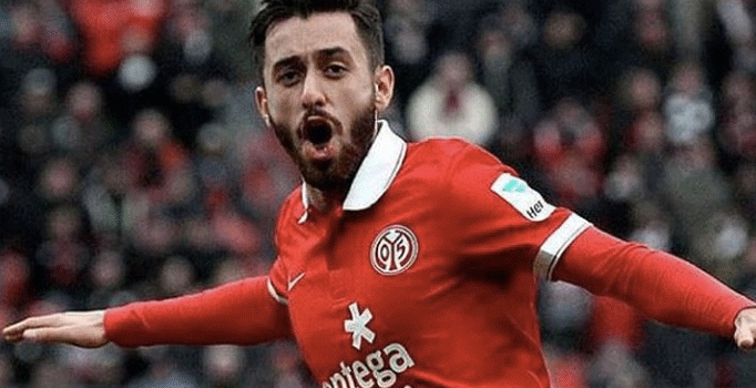 Yunus Mallı Bundesliga tarihine geçti