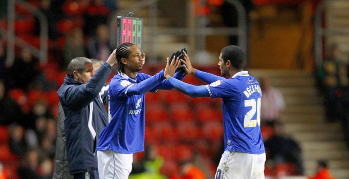 Futbolcular 4 oyuncu değişikliğine sıcak bakıyor