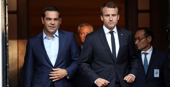 Macron ve Aleksis Çipras'tan ortak vurgu: Türkiye, AB yolunda ilerlemeli