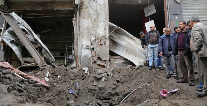 Sur'da yine savcılara saldırdılar