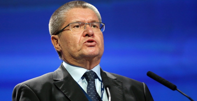 Rus Bakan: Türk Akımı ve Akkuyu projeleri durdurmayacak