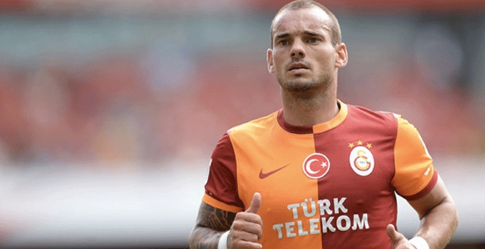 Sneijder'den küfürlü tepki