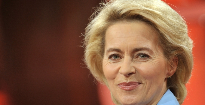 Almanya: Suriye'ye göndereceğimiz askerler Esad'la birlikte savaşmayacak