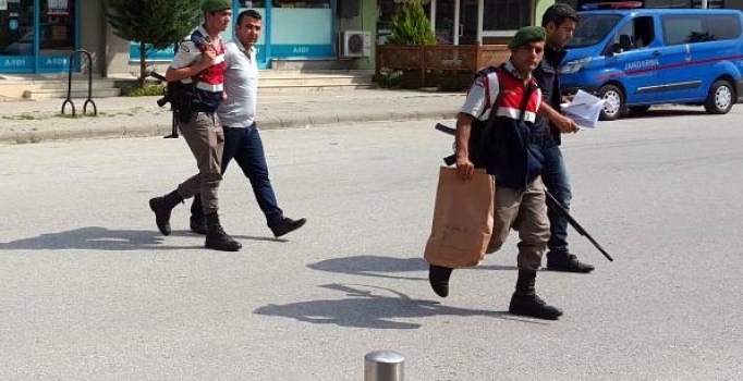 Eski polis, Fethullah Gülen'e küfretti diye babasını vurdu