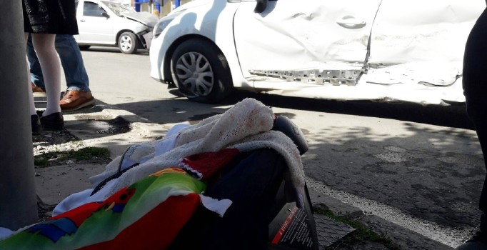 Kars'ta trafik kazası: 1 ölü, 8 yaralı