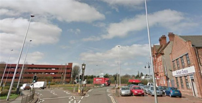 Son dakika! İngiltere'de kiliseye bıçaklı saldırı: 3 yaralı