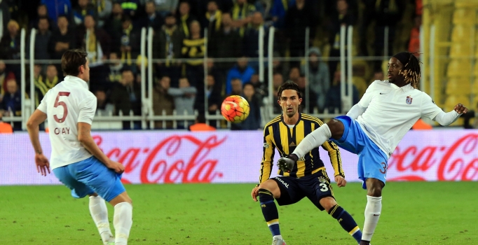 Kadıköy'de derbi bitiminde dostluk rüzgarları esti