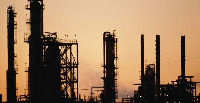 IŞİD'le Esad'ın petrol ortaklığı belgelendi