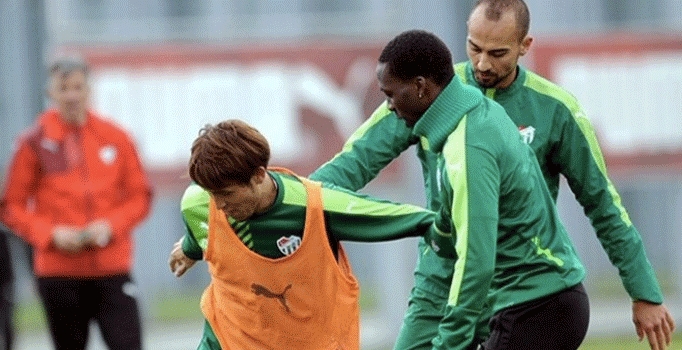 Bursaspor'da Galatasaray mesaisi başladı