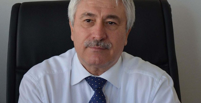 Ege Üniversitesi Eski Rektörü Prof. Dr. Cüneyt Hoşcoşkun hakkında yakalama kararı çıkarıldı