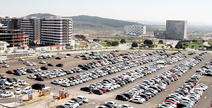 İSPARK’tan havalimanlarında 1 saat ücretsiz otopark