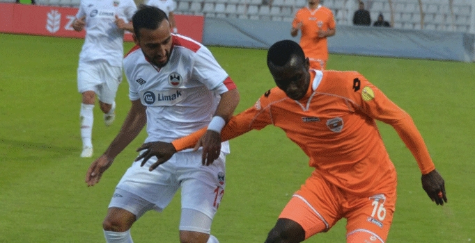 Adanaspor Diyarbekirspor'u 3-1 yendi