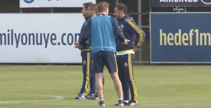 Caner Erkin ve Vitor Pereira birbirine girdi